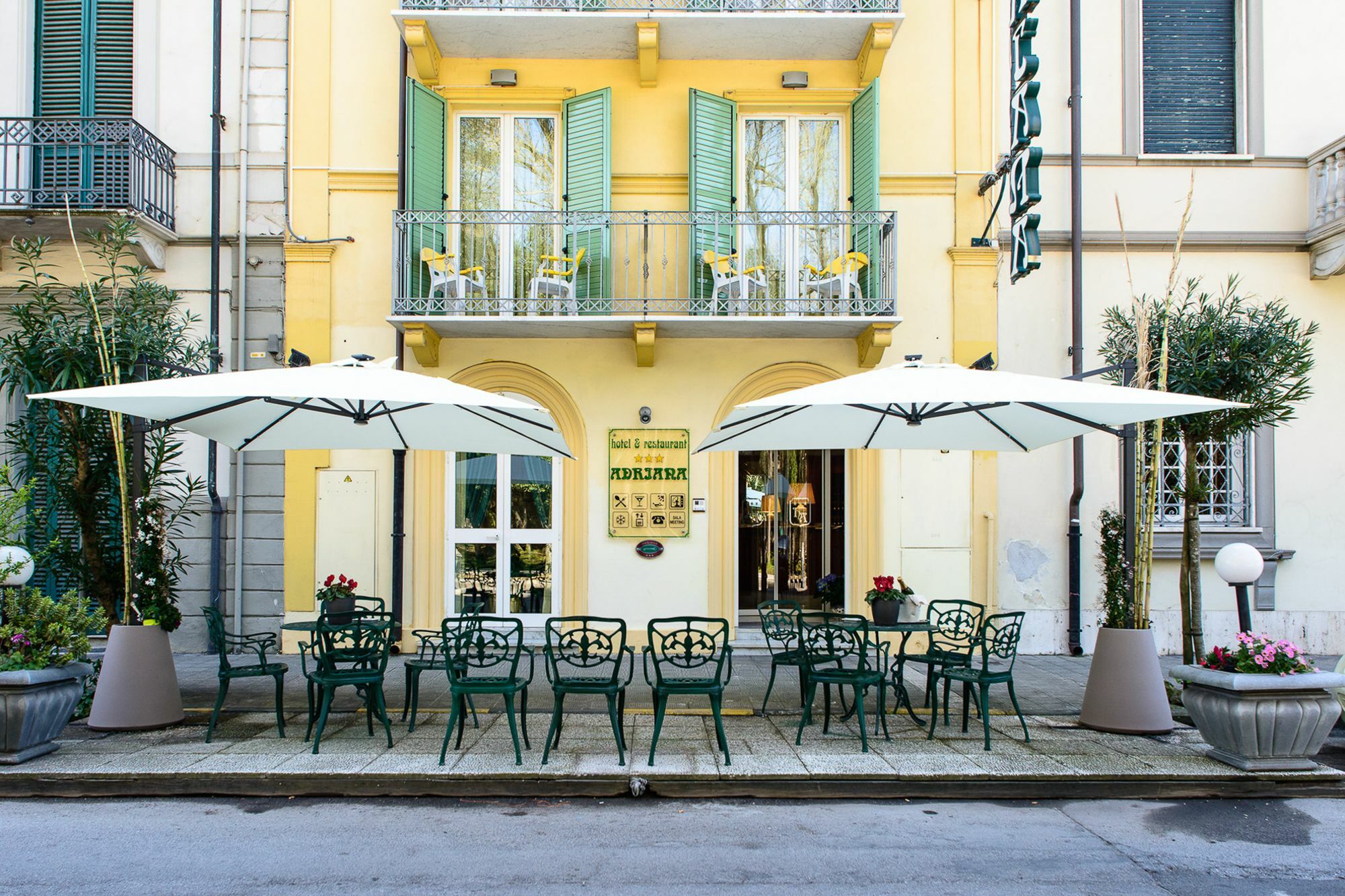 Hotel Villa Adriana Viareggio Exterior foto